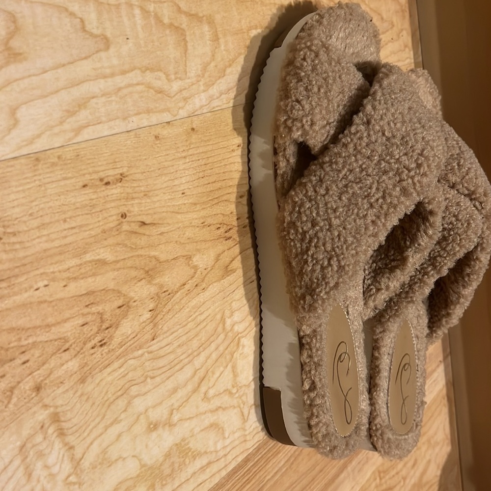 Sam Edelman Shearling Sandals - Picture 5 of 5